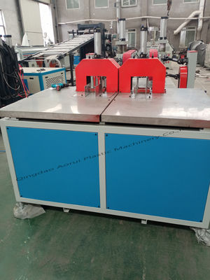 좋은 가격 안정적인 PVC 파이프 추출 라인 16 - 63mm 트윈 스크루 추출기 37kw 모터 온라인으로