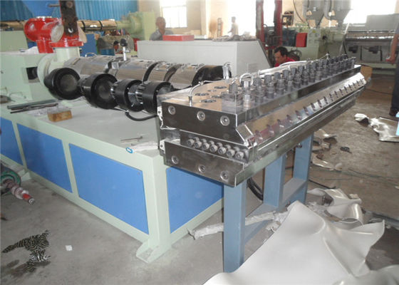좋은 가격 380V PVC Foam Board Machine 600kg/H For Construction Formwork 온라인으로