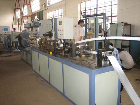 좋은 가격 단 하나 나사 PE HDPE 관을 위한 플라스틱 밀어남 기계 100KW 온라인으로