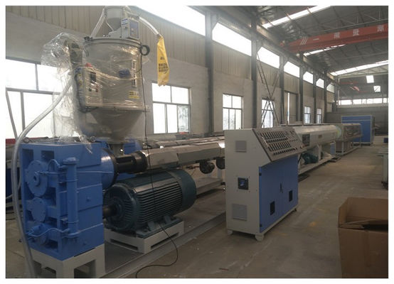 좋은 가격 높은 생산 속도 HDPE LDPE 파이프 추출 라인 가동 및 유지 보수 온라인으로
