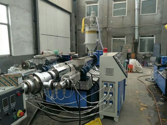 단일의 스크류 압출기와 PE 플라스틱 파이프 압출 라인 HDPE 제조기